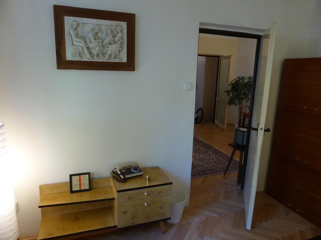 Retro Apartment Brezno Exterior foto